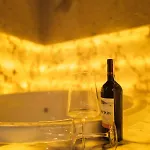 Solo Cave Hotel
