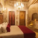 Hotel Solo Cave 3*