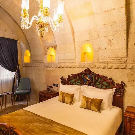 Solo Cave Hotel 3*