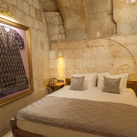 Hotel Solo Cave 3*