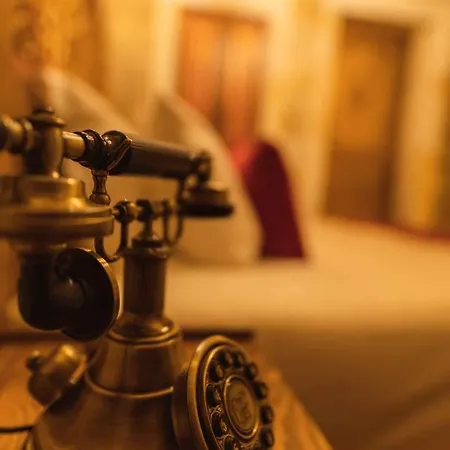 Solo Cave 3* 内夫谢希尔