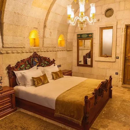 Hotel Solo Cave
