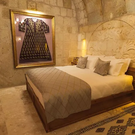 Solo Cave 酒店 内夫谢希尔