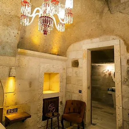 Solo Cave 3*